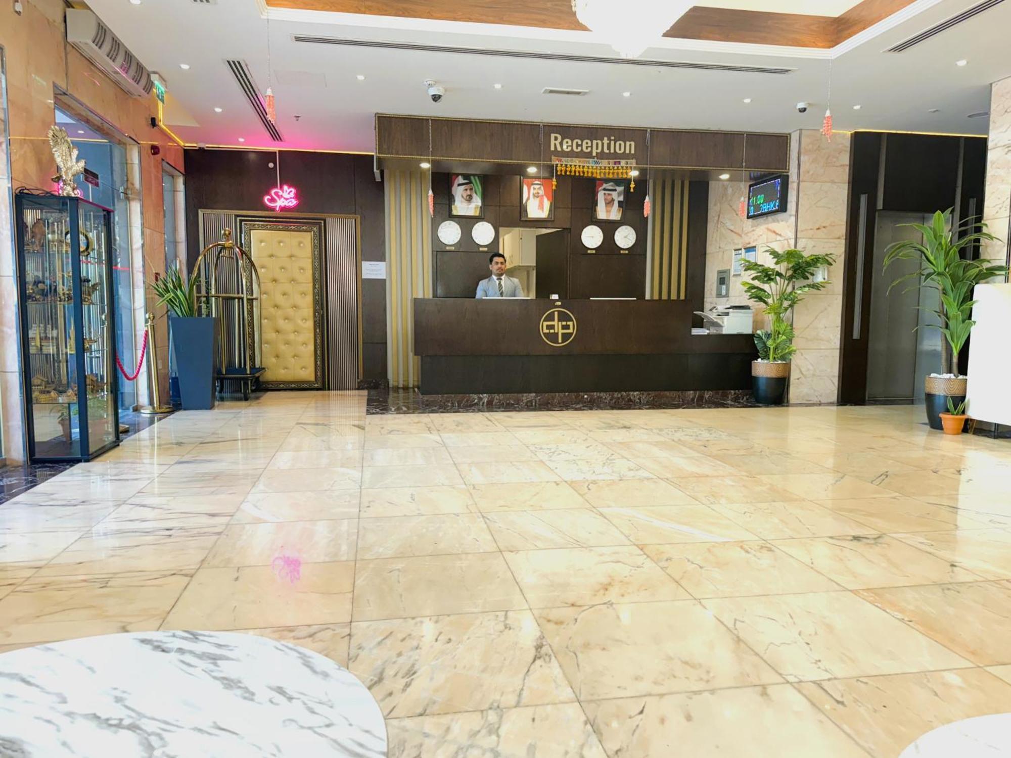New Dream Plaza Hotel Apartment Дубай Екстериор снимка